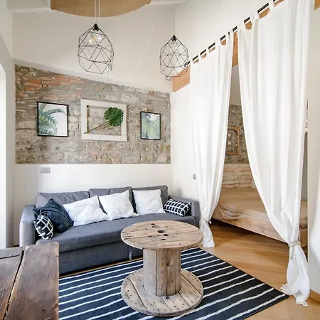 Gem Of The Lake - Luxury Apartment Como Old Town Exterior photo